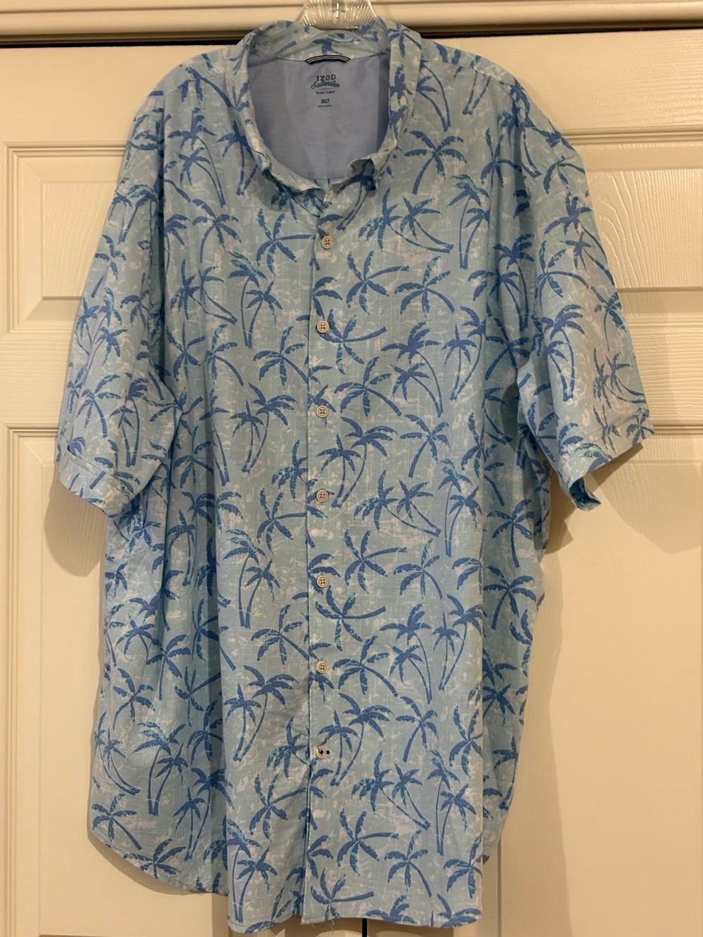 🌴IZOD 💯Cotton Saltwater Men's Light Blue Palm-Print Short Sleeve Shirt